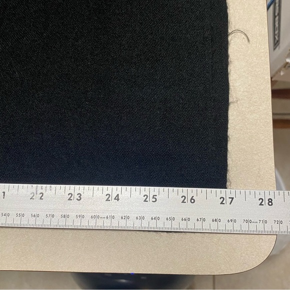 Royal Rossi Scarf Black 100% Cashmere Fringe detail - Picture 6 of 6